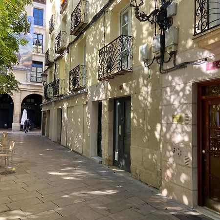 Alojamiento En Pleno Centro Con Wifi Y Aire Acondicionado Logroño Zewnętrze zdjęcie